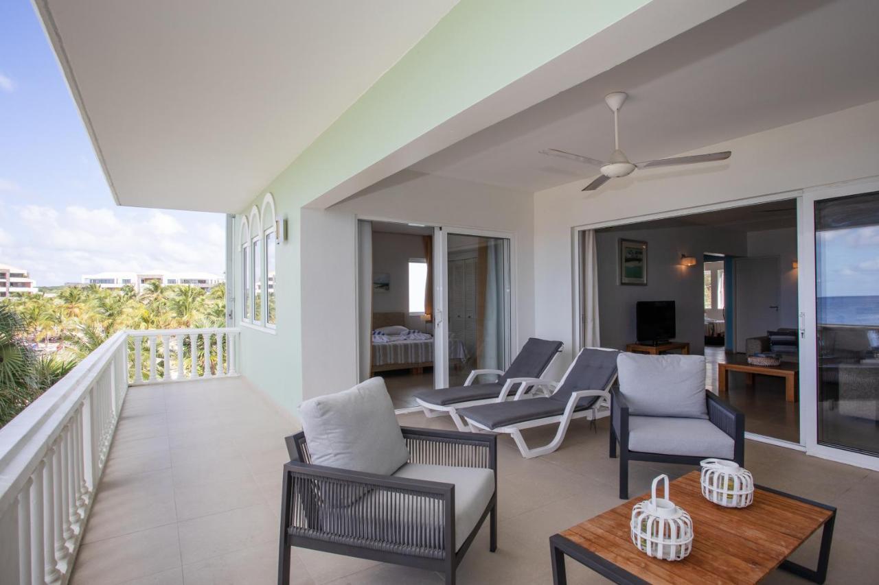 Blue Bay Beach Apartments Exterior photo