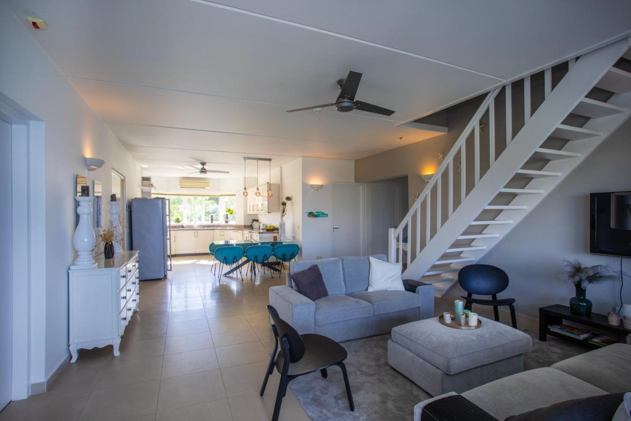 Blue Bay Beach Apartments Exterior photo