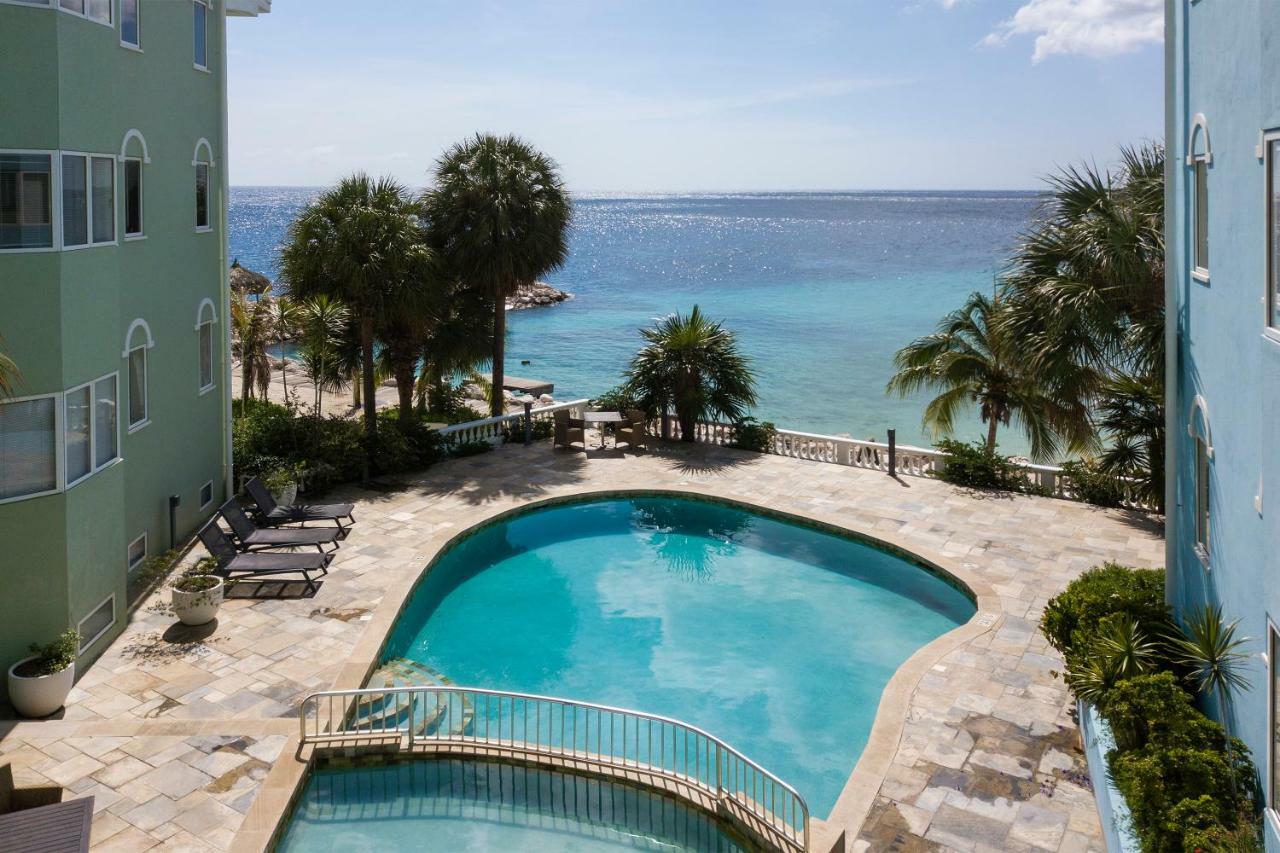 Blue Bay Beach Apartments Exterior photo